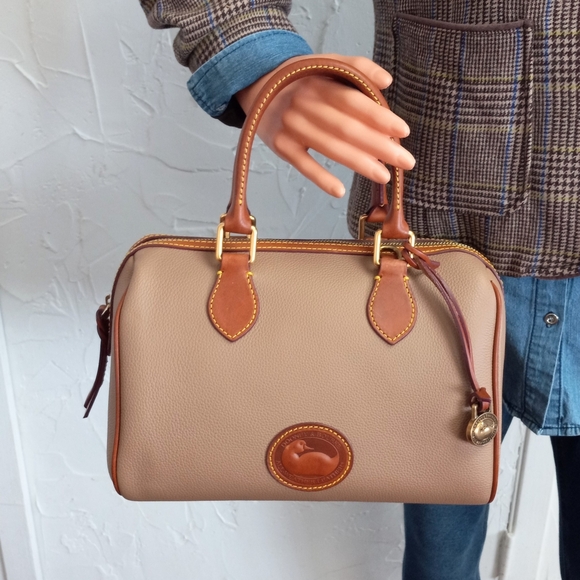 Dooney & Bourke Handbags - Dooney & Bourke, AWL, 3.0 Barrel Satchel 28, in Taupe